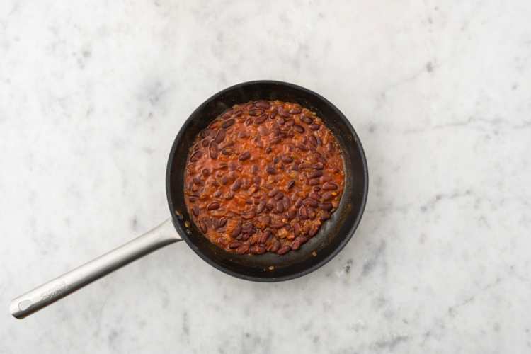 Make the chilli