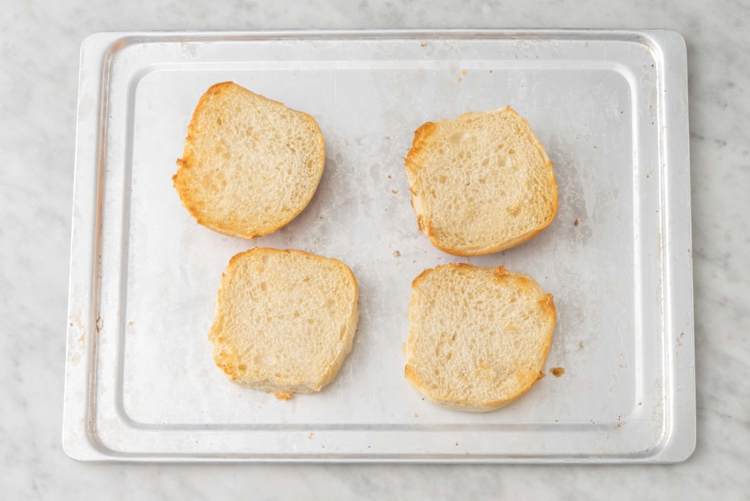Toast buns