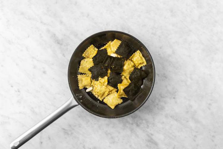 Cuocere i ravioli