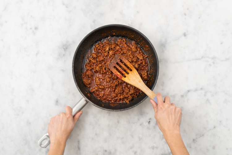 Make the chilli