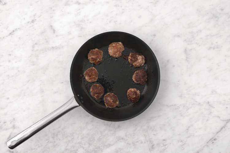 Cook the rissoles & get prepped