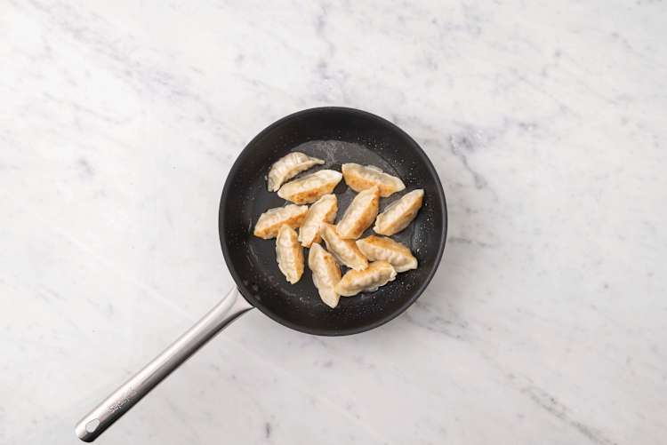 Cook the gyoza