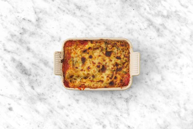 Bake the lasagne