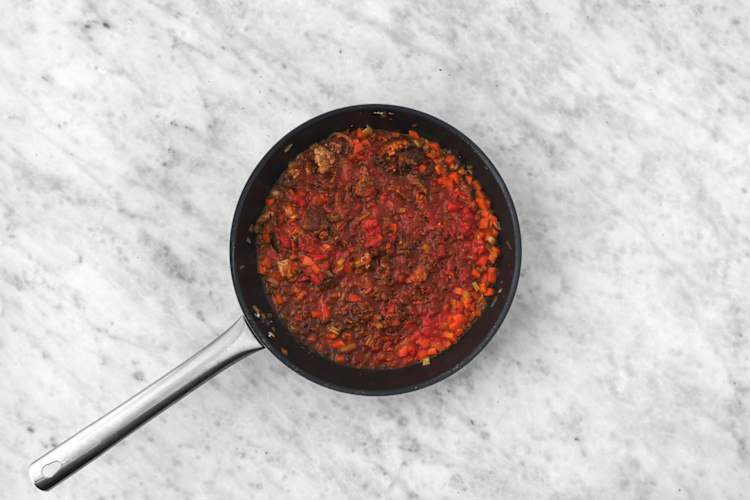 Finish the ragu
