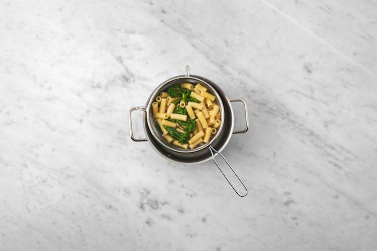 Drain your Pasta and Veg