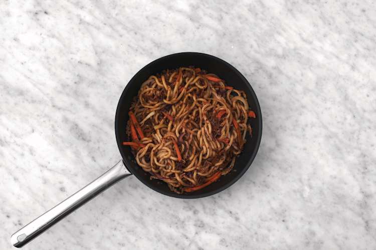 Cook the stir-fry