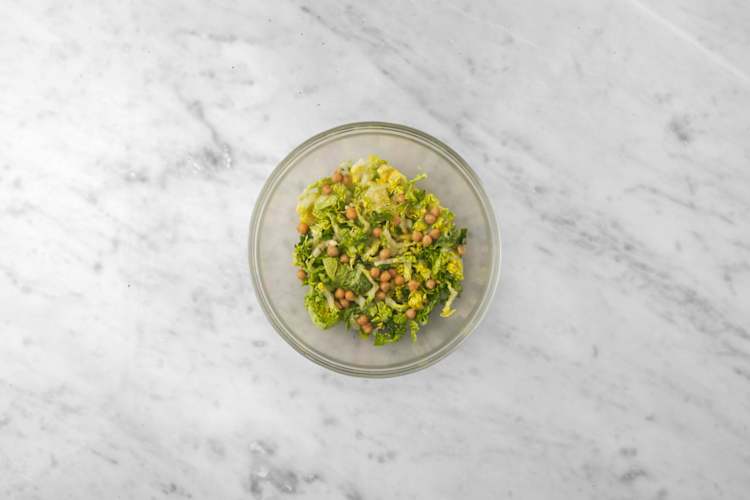 Prepara la ensalada