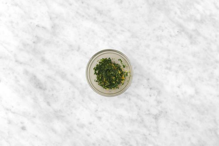 Preparare la salsa verde