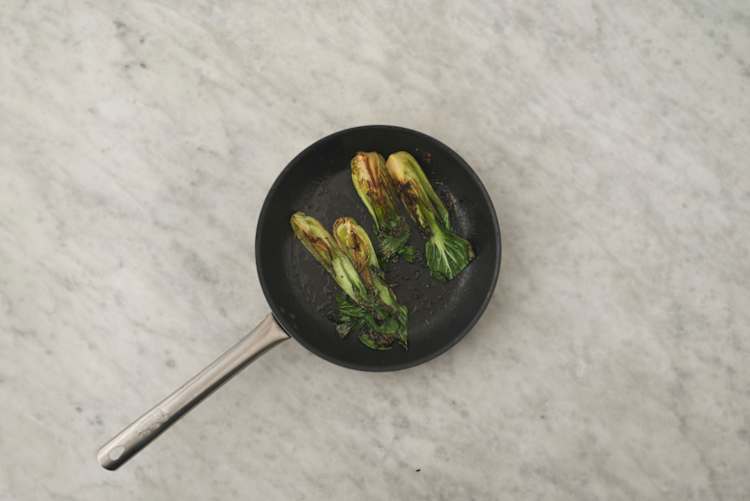 Cuocere il pak choi