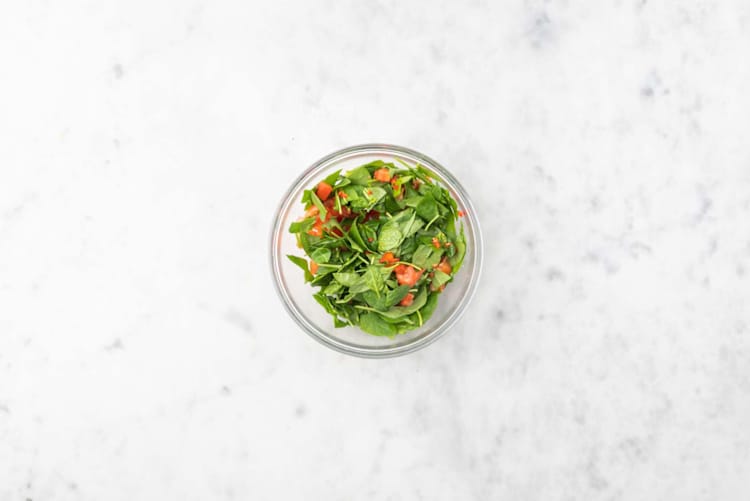 Bland spinatsalat