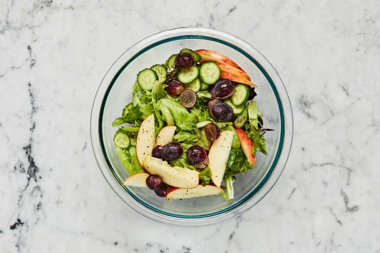 Make salad