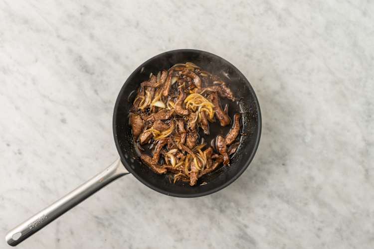 Cook the onion & beef