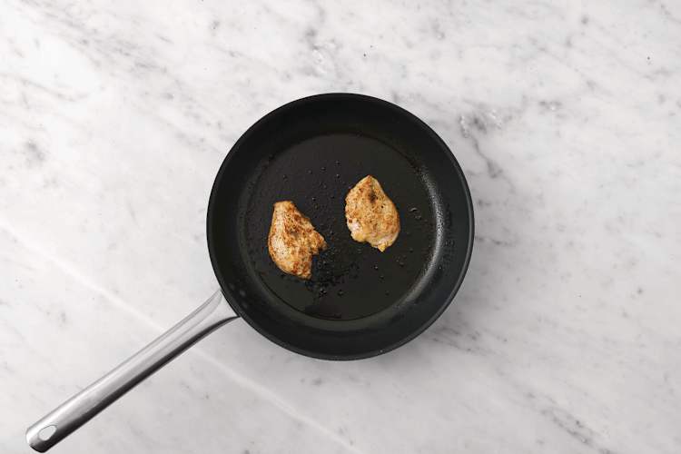Cook the halloumi