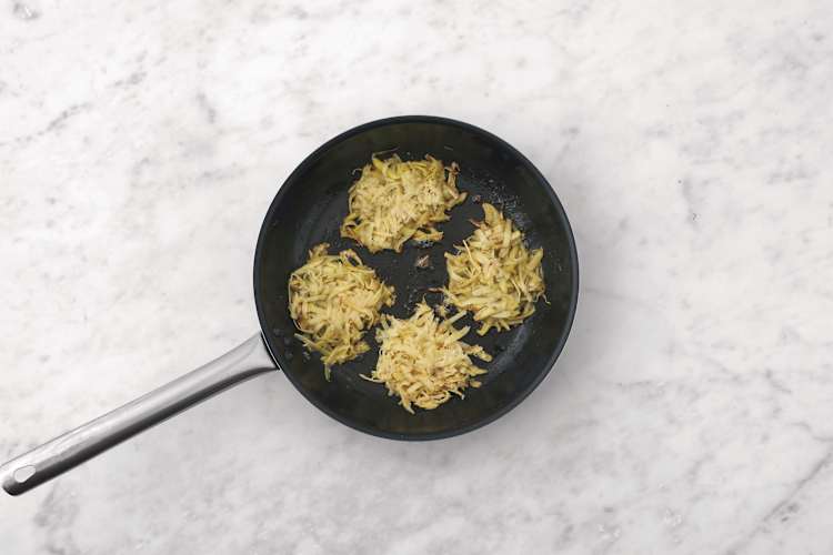 Cook potato rosti