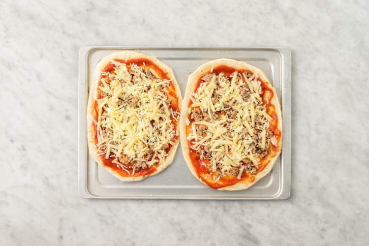 Make your Naanizzas