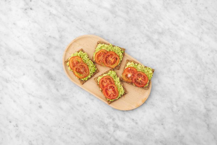 Optie 2: smashed avocado, Grana Padano en tomaat