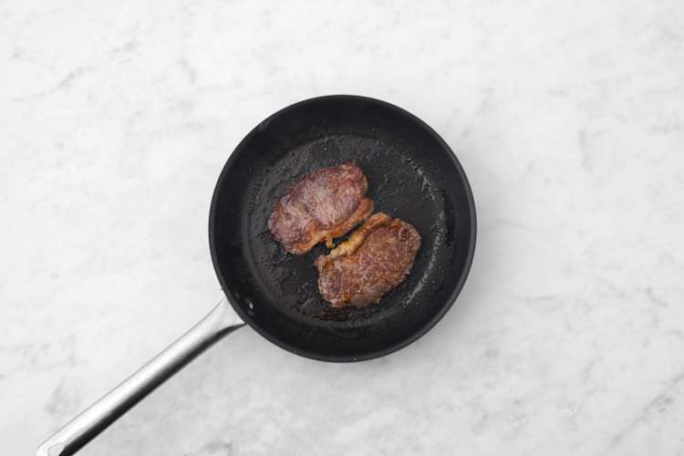 Fry the Steaks