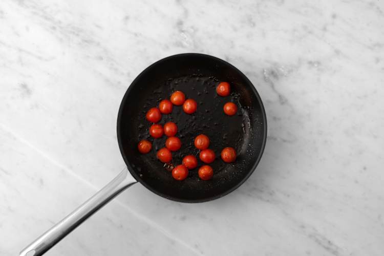 Tomaten bakken