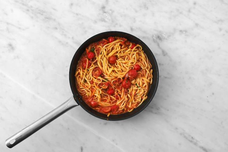 Coat the Linguine