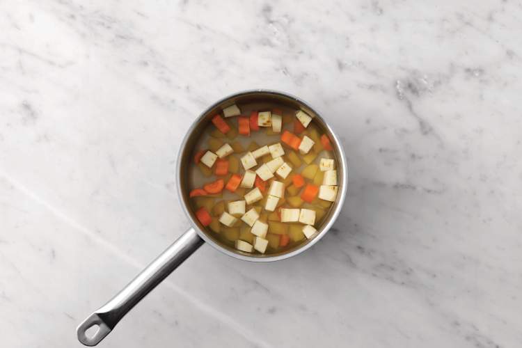 Cook the veggie mash