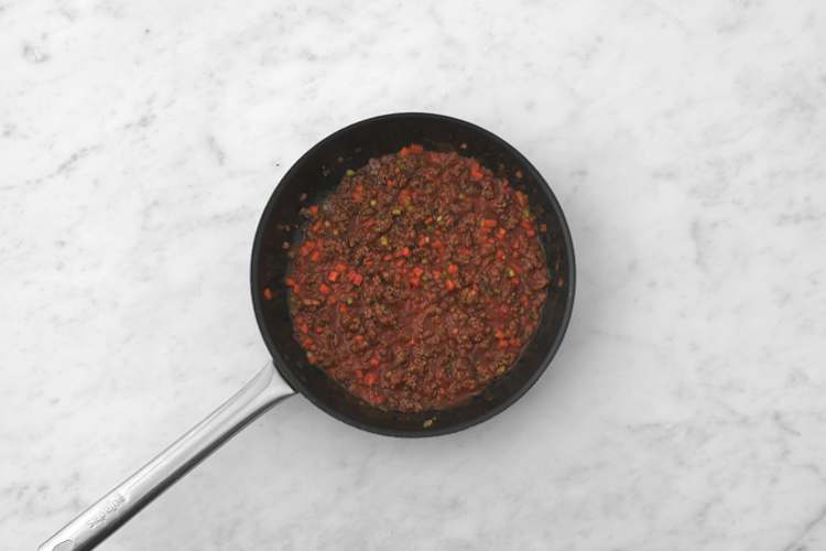 Make the ragu