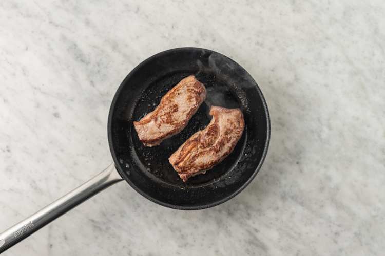 Fry the Steaks