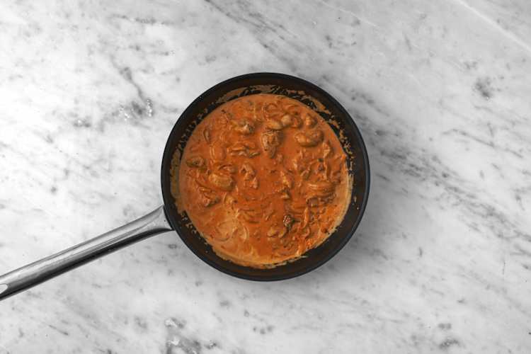 Prepara la salsa