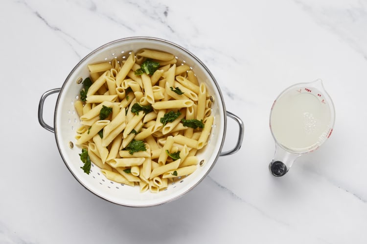 Cook Pasta & Spinach