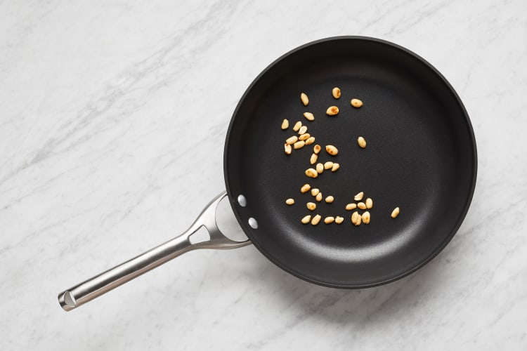 Toast Peanuts