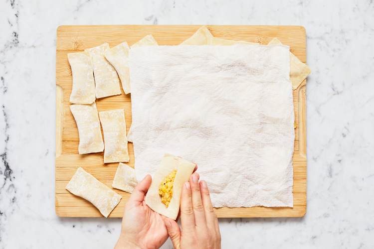 Assemble Wontons