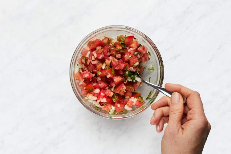Make Pico de Gallo