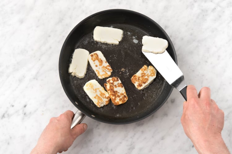 Cook the haloumi on each side