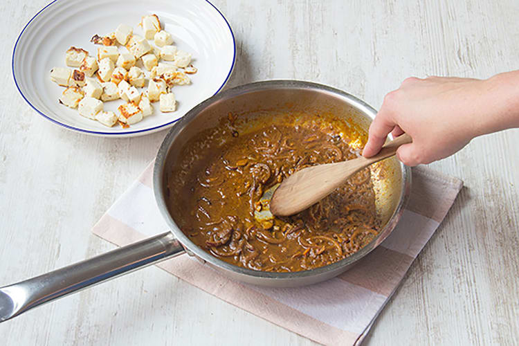 Simmer the curry