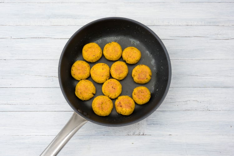 Cuire les falafels