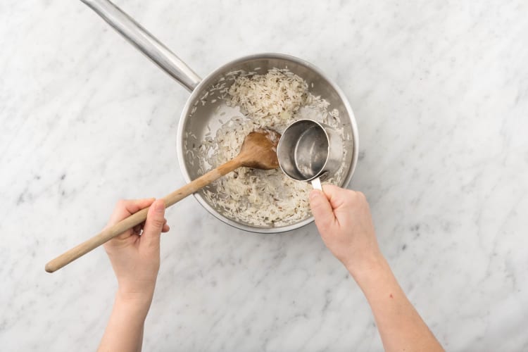 Simmer cumin rice