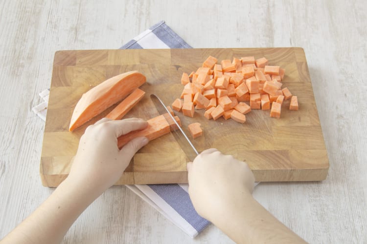 Cut the sweet potato into 2 cm pieces