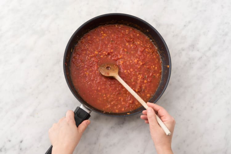 Cook The Tomato Ragu