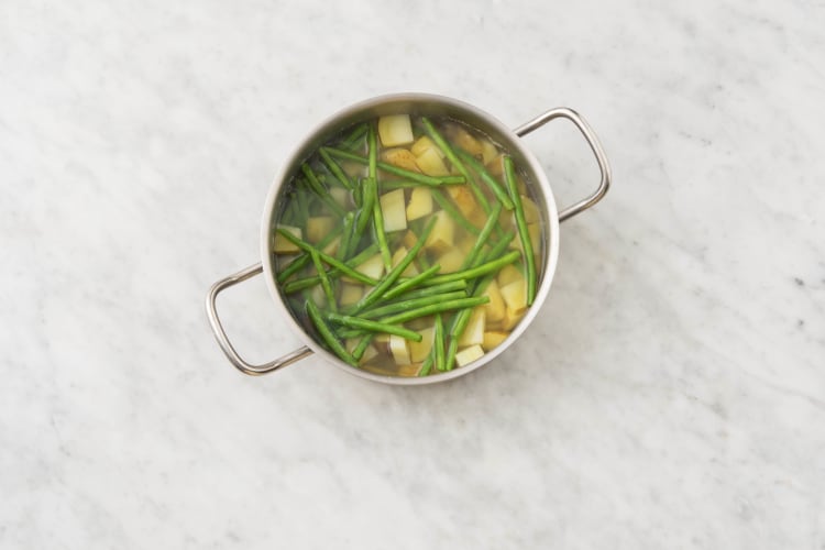 Cook Meatloaves and Green Beans