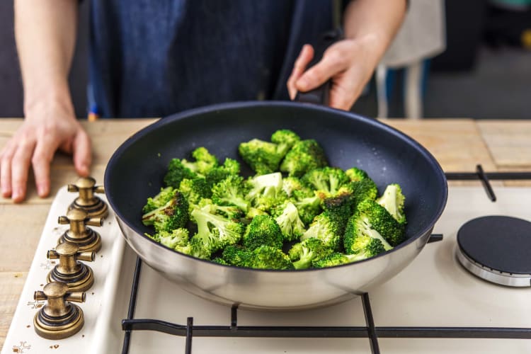 Fry the broccoli