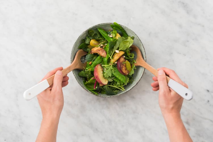 SALAT ZUBEREITEN