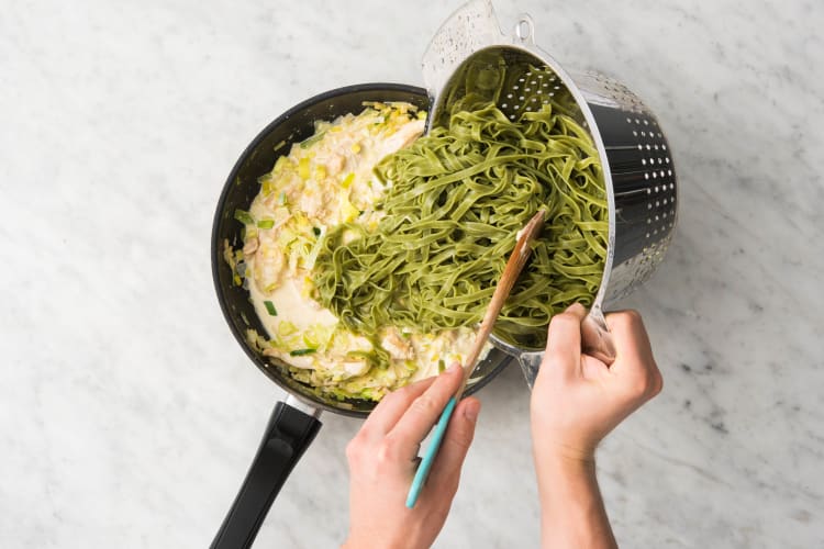 tagliatelle vermengen